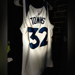 SIZE M Karl Anthony Towns  Timberwolves Nike Jersey
